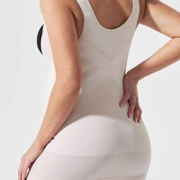 Blanqi Maternity Underbust Belly Support Tank - Picture 6 of 6